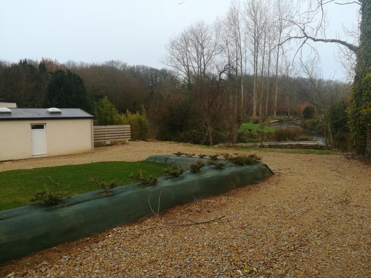 Vila Cap Sur Le Viaduc Sibiril Exteriér fotografie